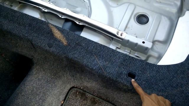 Removing whole back seat Toyota echo смотреть онлайн