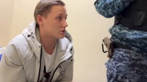 Разборки в магазине. Блогера хотят привлечь за КРАЖУ. Грамотный и безграмотный полицейский.