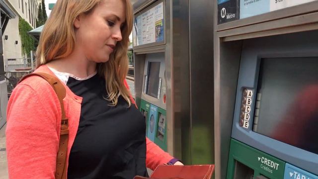 How to buy a Metro card in Los Angeles смотреть онлайн