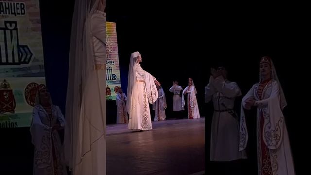 Осетинский танец - Симд? #кавказ #танцы #адыгэ #осетия #kavkaz #circassia смотреть онлайн