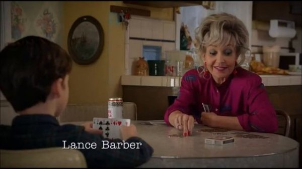 Детство шелдона. Бабуленька играет с Шелдоном