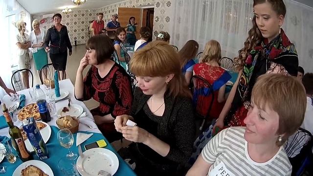 Выпускной вечер 9 класс. В кафе. смотреть онлайн