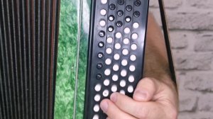 Маленькая Ёлочка. Разбор на баяне!!! Уроки по баяну!