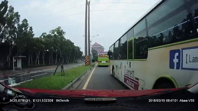 大都會客運 738-FR 不當變換車道 смотреть онлайн