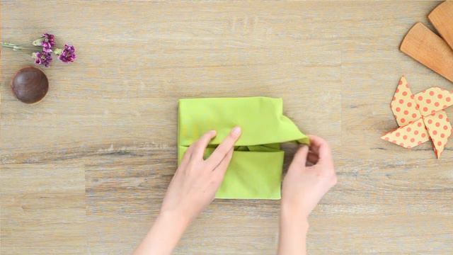 How to Fold a Pinwheel Napkin - 1 minute tutorial - Episode 10 смотреть онлайн