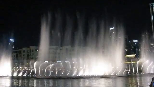 поющий фонтан в Дубае видео смотреть под музыку под песню смотреть онлайн