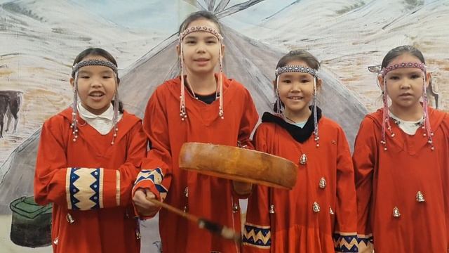 "Ыммэмэкэй" - Мамочка на стихи Антонины Кымытваль. смотреть онлайн