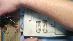 Mazda 3 не работают габариты и подсветка приборов, предохранители целые и не слышно как щёлкает рел