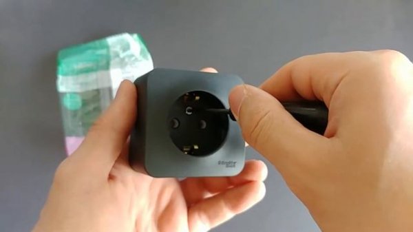 Распаковка розетки Blanca Schneider Electric/Unpacking Blanca Schneider Electric (BLNRA010116)