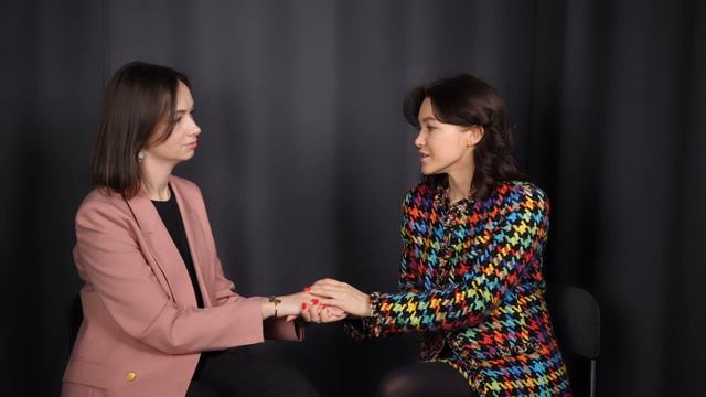 Я увидела свой путь // Интервью с выпускницей Школы отношений смотреть онлайн