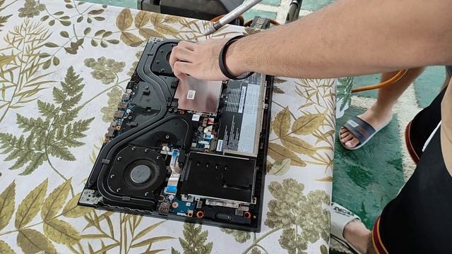 How to clean your laptop | LEGION 5 смотреть онлайн