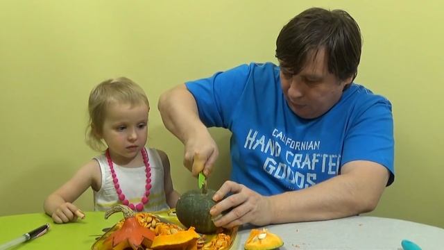 DIV Как сделать очень страшную тыкву на Halloween / Хеллоуин на канале Саша девочка смотреть онлайн