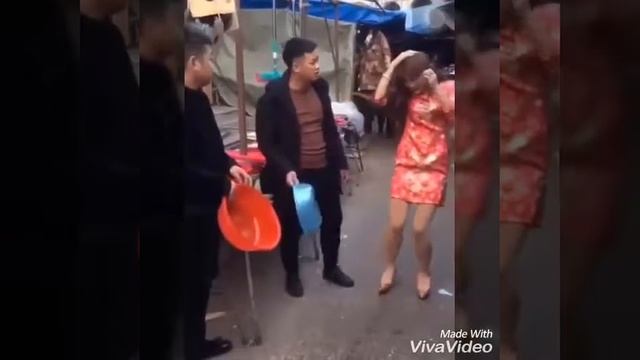 Что делают девочки чтобы понравится мальчику смотреть онлайн