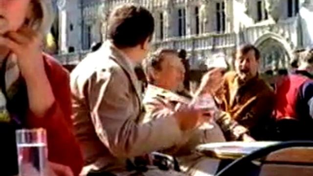 Qu'est-ce que vous buvez ? (Pub Kriek) смотреть онлайн