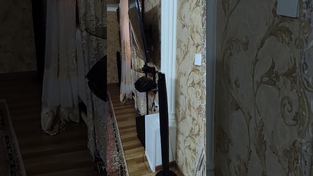 Умная колонка Алиса. смотреть онлайн