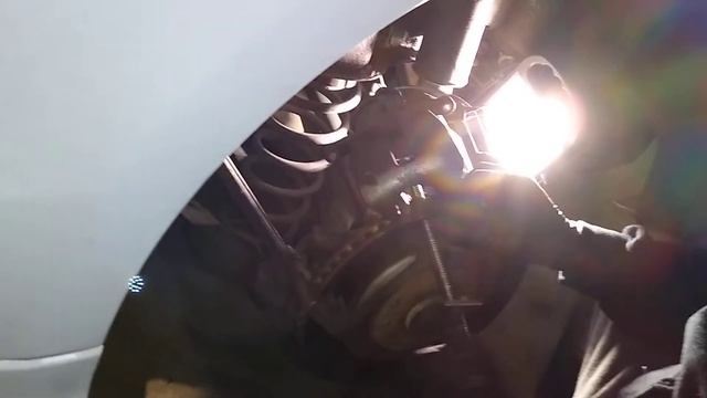 Replacing Rear Brake Pads Audi Q5 2014 w/ Electronic Parking Brake смотреть онлайн