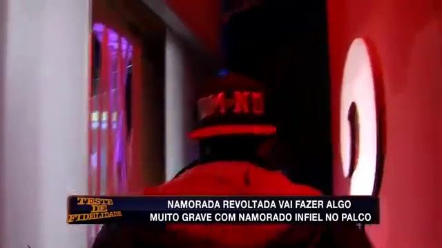 TESTE DE FIDELIDADE - Comissária de Bordo Trai e é Traída смотреть онлайн