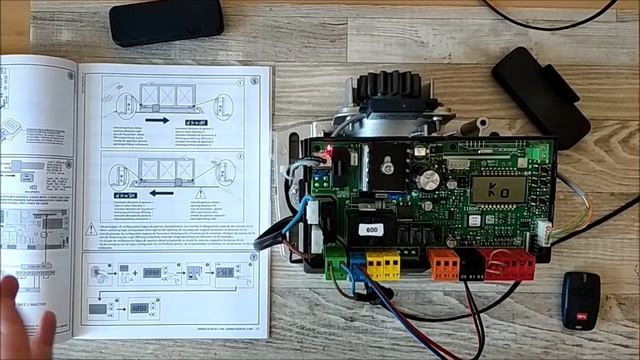 BFT Deimos Ultra BT A 600: Povezivanje, programiranje i puštanje u rad смотреть онлайн