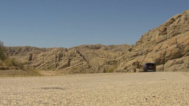 2018 BMW X3 vs 2017 Renault Koleos смотреть онлайн