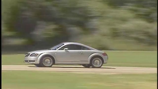 Audi TT Coupe 2003 смотреть онлайн