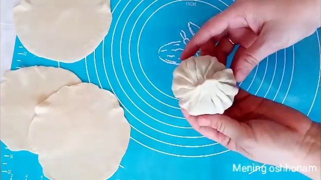 Ну очень ВКУСНЫЕ СОЧНЫЕ МАНТЫ! Узбечка готовит смотреть онлайн