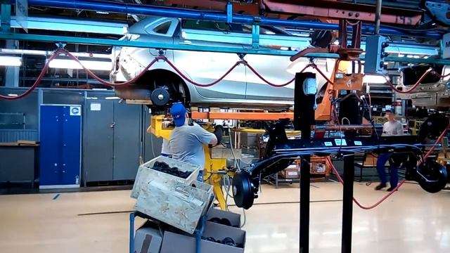 LADA Xray установка задней подвески. 15.07.2017 смотреть онлайн