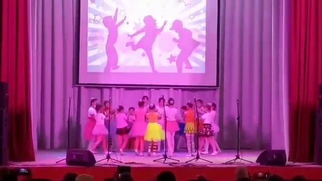 Танец «Дружба» смотреть онлайн