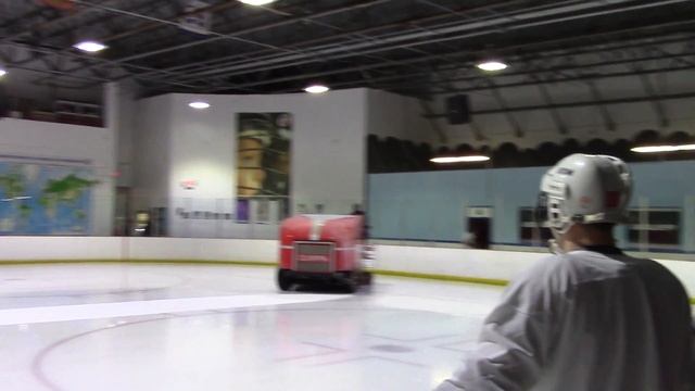 Каток в Майами.Хоккейный стадион в штате Флорида США смотреть онлайн