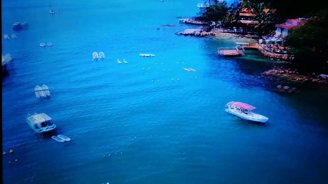 C-FLY ARNO SE em Ilha Grande смотреть онлайн