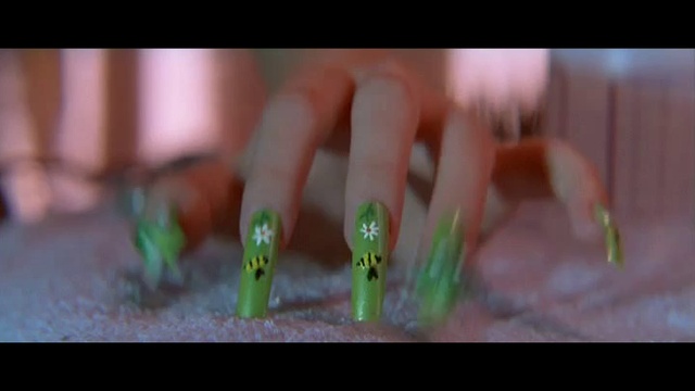 Земные девушки легко доступны. /Новая девушка/ смотреть онлайн
