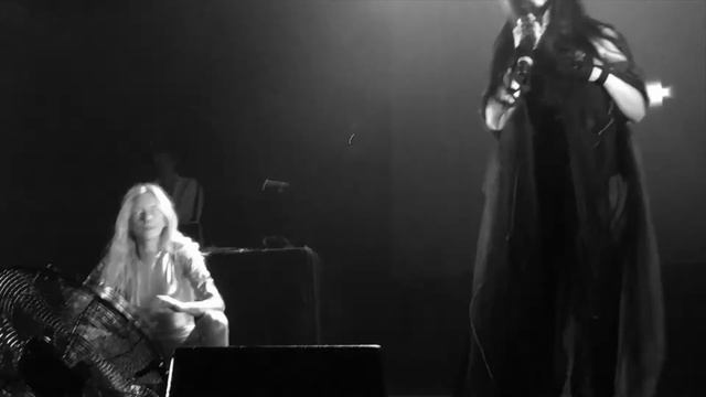 MATTERS : ionnalee ft Zola Jesus (14 agost 2019) смотреть онлайн