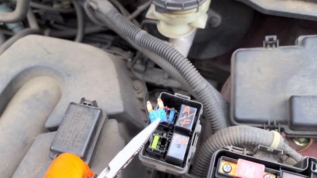 2006 Honda CRV Fuel Pump Fuse & Relay, PGMFI Main Relay Location смотреть онлайн