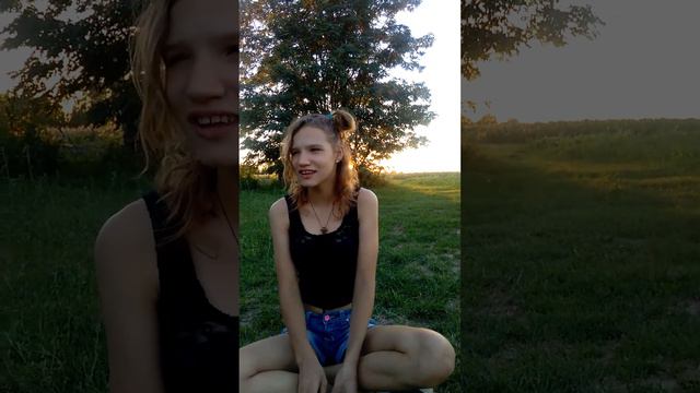 Поет песню (Это лето как осень душа кислорода не просить)Sasha DEP смотреть онлайн