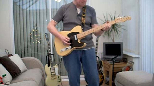 Fender 'Baja' Telecaster - Highway Sign смотреть онлайн