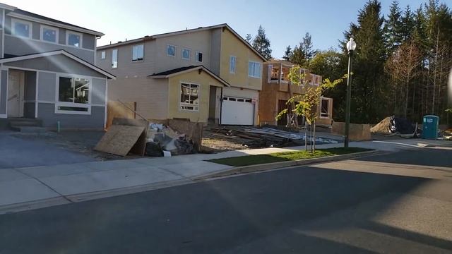 Как живут американцы и где все люди!? // прогулка по району // Жизнь в Америке // штат Вашингтон смотреть онлайн