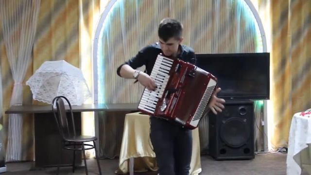 Animarry.ru аккордионист-виртуоз Рамис смотреть онлайн