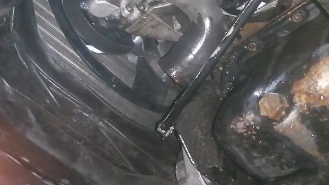 Уменьшаем расход топлива. Замена термостата Volkswagen Passat B5 1.9 TDI. смотреть онлайн