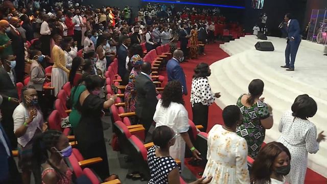 Mountain Moving Business | Pastor Alph LUKAU | 2nd Service | Sunday 20 February 2022 смотреть онлайн
