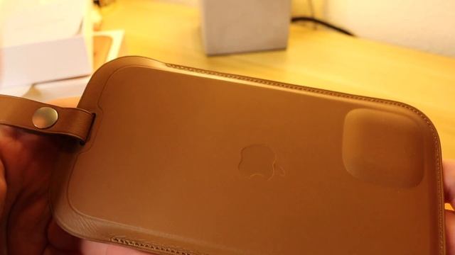 iPhone 12 Pro Leather Sleeve Case - Is it practical? смотреть онлайн