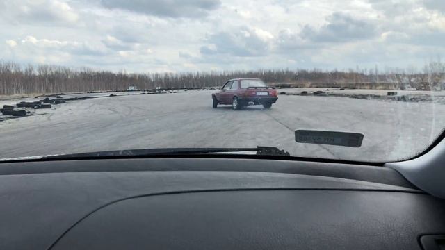 BMW e30 M50B25 drift смотреть онлайн