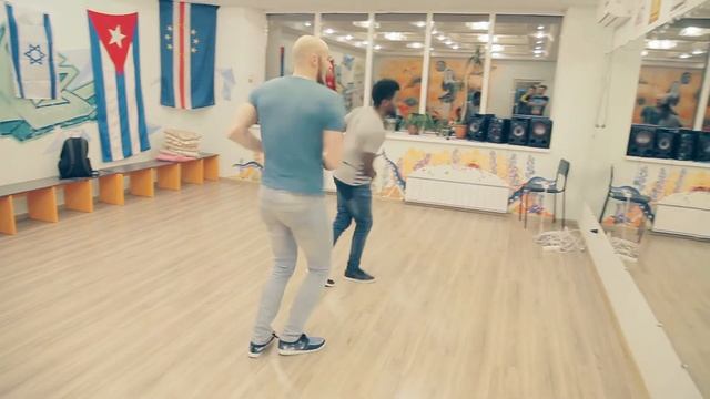 Видеоблог про танцы с Даниилом Гущиным и Эдом Камераменом 2 выпуск Инсайд смотреть онлайн
