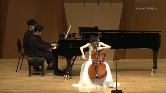 [금호영재콘서트] 슈베르트 아르페지오네 소나타 Schubert Arpeggione Sonata in A minor, 2,3 mov. 이재리 첼로 Jeri Lee (11y) смотреть онлайн