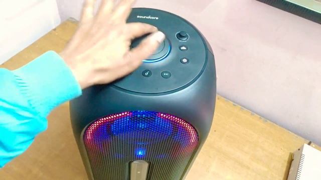 Soundcore Rave by ANKER Boombox.Rave wireless party speaker. смотреть онлайн