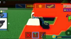 Как сделать робота в построй корабль и найди сокровище. :)