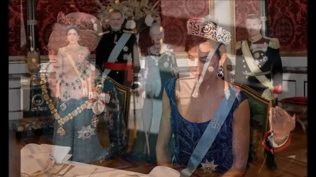 ✅Felipe y Letizia finalizan su viaje a Dinamarca en mitad de una exclusiva👑😮 смотреть онлайн