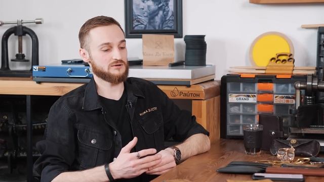 Кожевенное дело. Пошив изделий из кожи смотреть онлайн