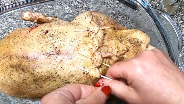 Самый Вкусный Рождественский Гусь с яблоками. Семейный рецепт приготовления смотреть онлайн