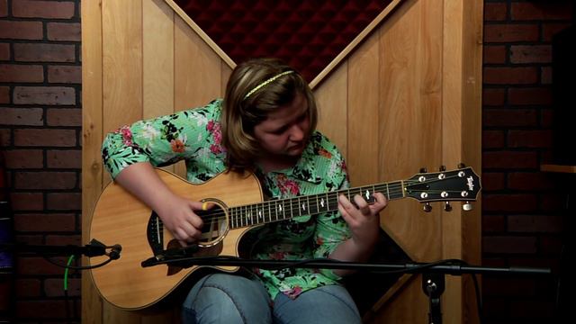 Tommy Emmanuel's Luttrell performed by 13 year old guitarist Grace Constable - Taylor Guitars смотреть онлайн