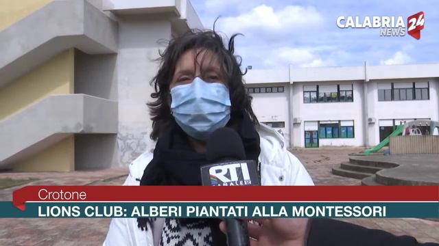 Crotone: Iniziativa Lions Club, Alberi piantati alla Montessori смотреть онлайн