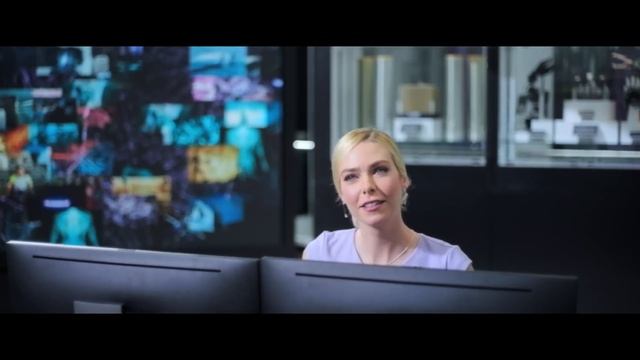 СИНИЙ ЖУК - ТРЕШ ОБЗОР фильма (2023) смотреть онлайн